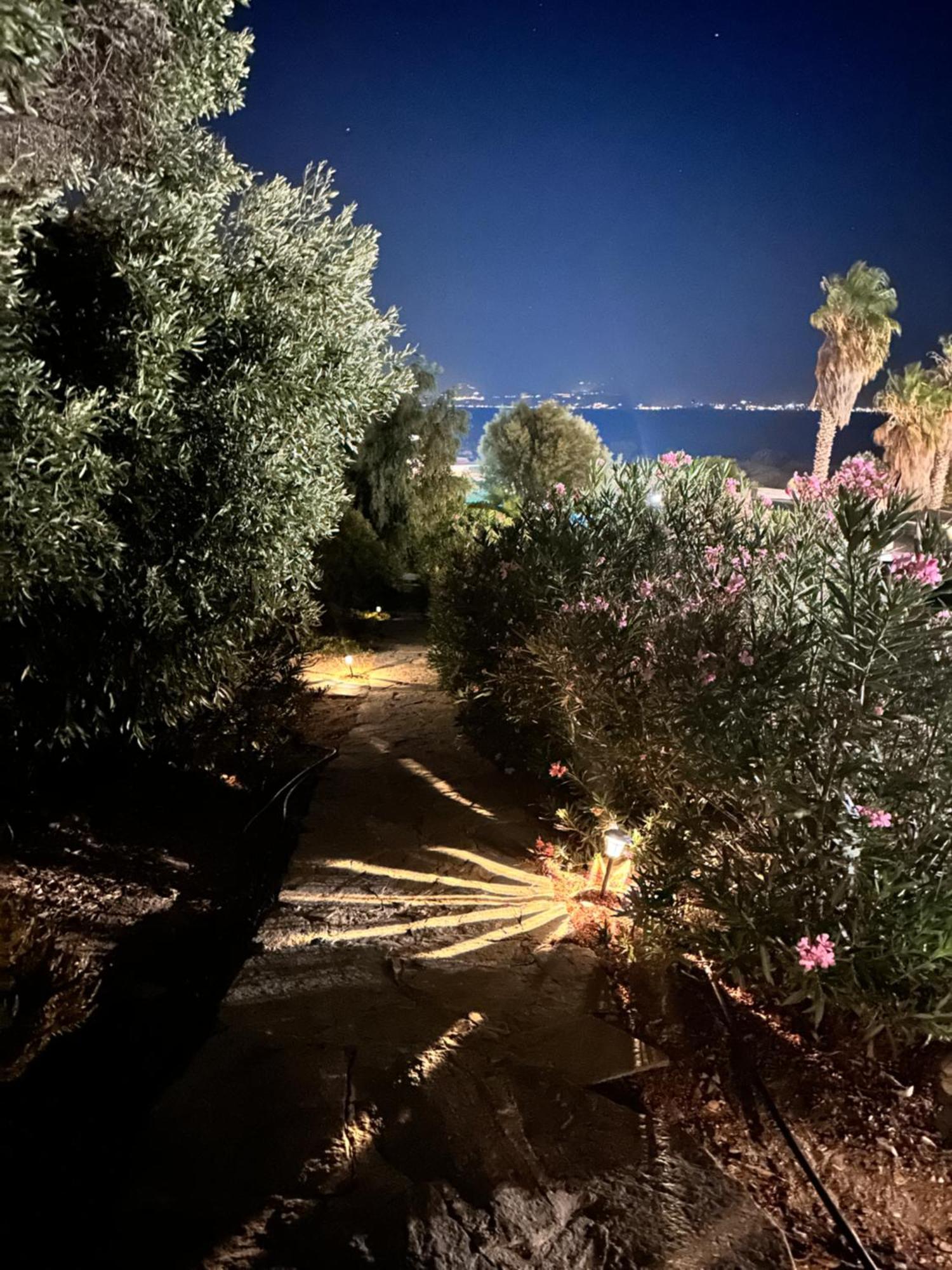 Iliopetra Studios Chrisi Akti  Exteriér fotografie